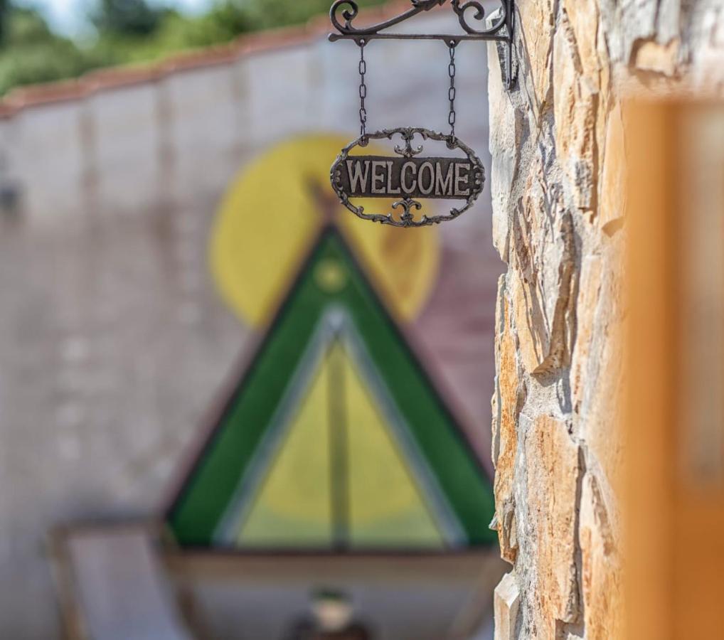 Mini Kamp Perla Hotel Prvić Luka Exterior foto