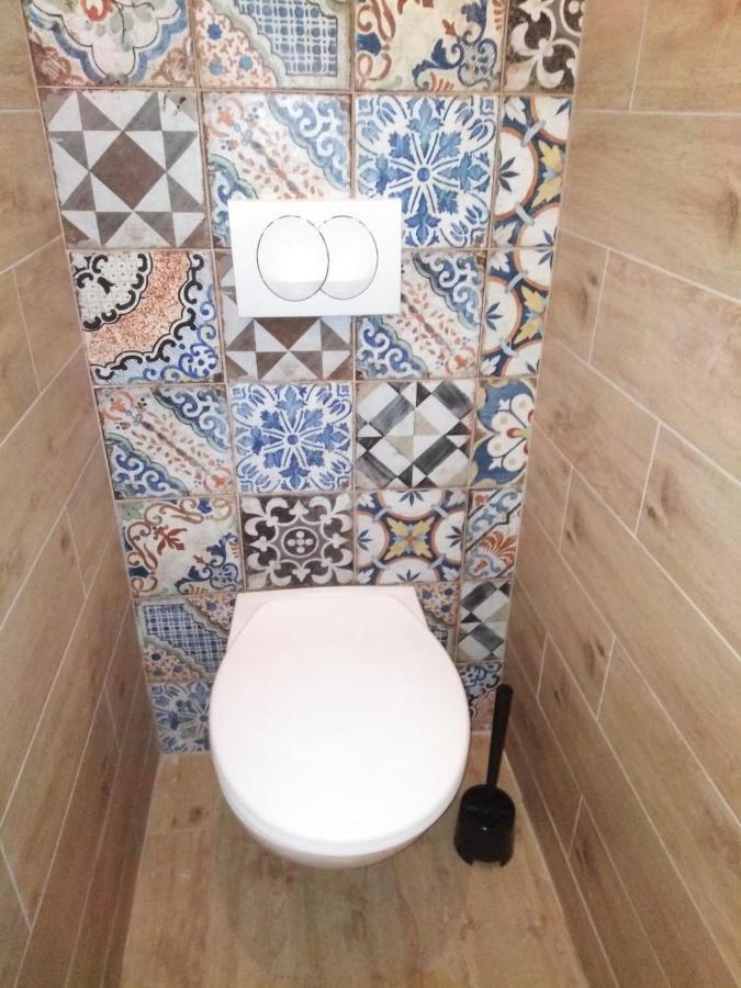 Mini Kamp Perla Hotel Prvić Luka Exterior foto